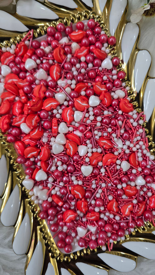Cupid’s Kiss Sprinkle Medley – Red Lips, Hearts & Pearl Edible Cake Decorating Mix