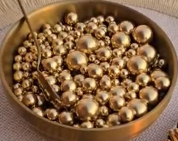 Shiny Gold Pearls Mix